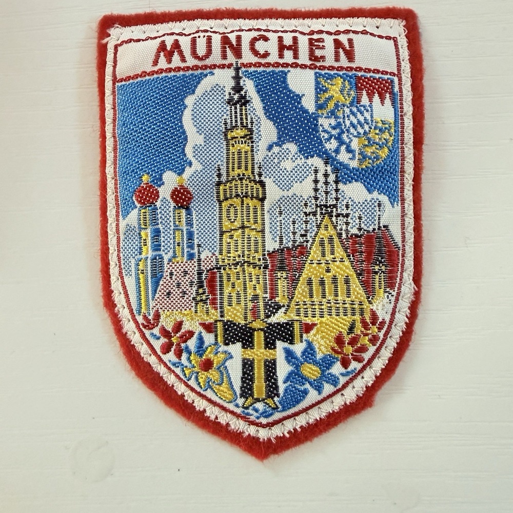 Vintage Munich Germany München Patch Red Felt Coat of Arms City Travel Souvenir